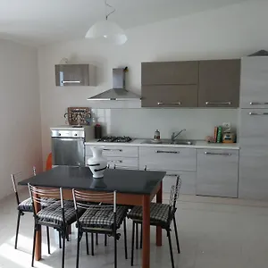 https://casa-vacanze-a-pachino-4-posti-letto-1.sicilyhotelsitaly.net